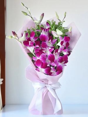  Arapgir Çiçekçiler - Kare Vazoda Pembe Beyaz Çiçekler